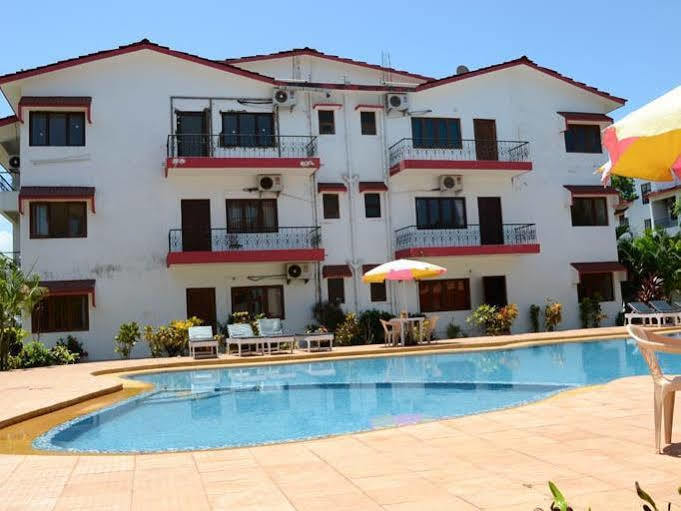 M N Resorts Baga Esterno foto